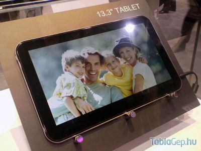 Toshiba 13.3 colos táblagép
